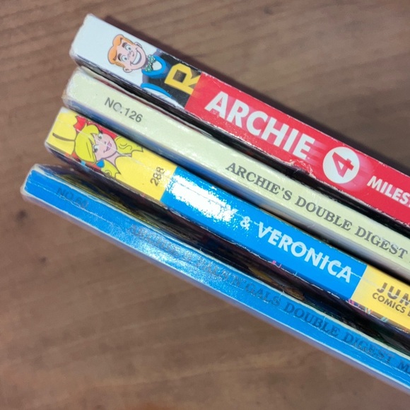 Archie / Betty Veronica set of 4 comic books - Picture 16 of 16